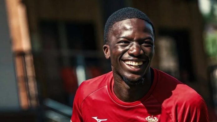 besiktasin-kassoum-ouattara-transferinde-puruz-cikti-ZqaAEirr.jpg