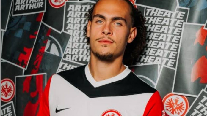 besiktastan-arthur-theate-hamlesi-vincenzo-italiano-transfer-icin-onay-verdi-CrnydSXZ.png