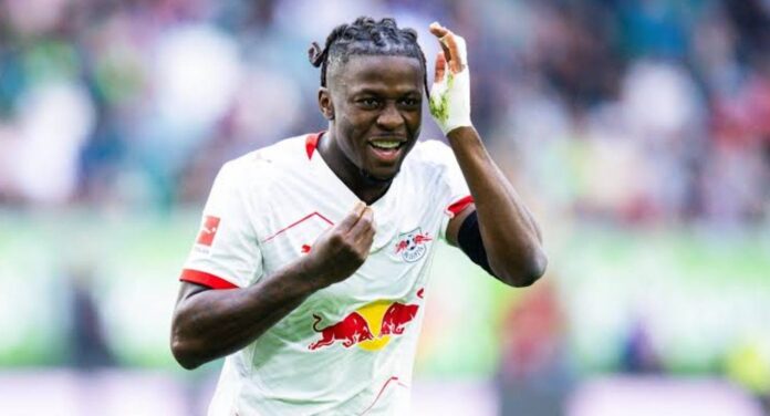 besiktas-sag-kanat-transferi-icin-yine-johan-bakayokoyu-gundemine-aldi-wbjhi4Nr.jpg