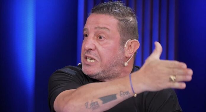 nihat-kahveci-besiktas-macinin-akabinde-canli-yayinda-cilgina-dondu-birakin-bu-isi-aDayNby7.jpg