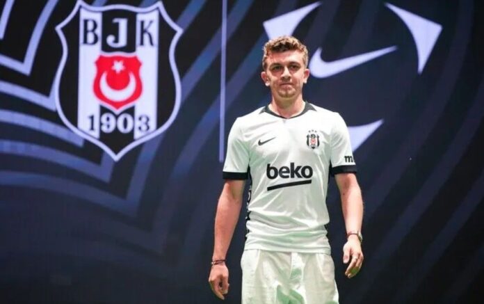 ridvan-yilmaz-besiktas-formasiyla-dalya-pesinde-dJ7c92YB.jpg