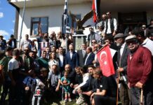 Serdal Adalı, Beşiktaş Köyü’nde yapılan kartal heykelinin açılış merasimine katıldı!