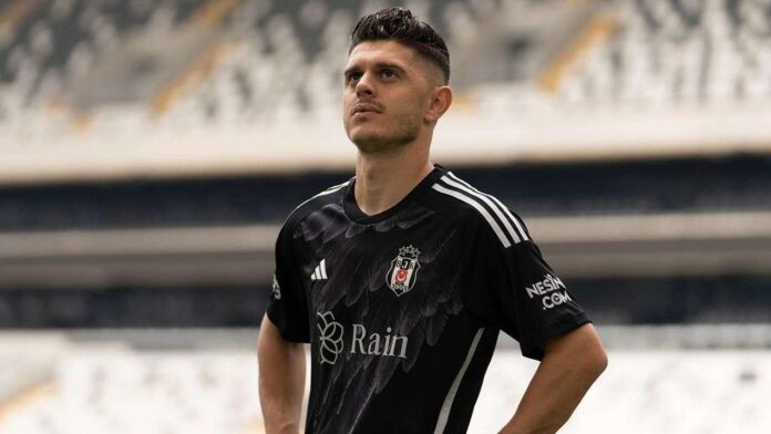 besiktas-milot-rashicanin-sihhat-durumu-hakkinda-aciklama-yapti-kbxNxXX3.jpg