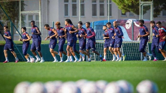 trabzonsporda-mustafa-eskihellac-soku-besiktas-macinda-c4wHIU5R.jpg
